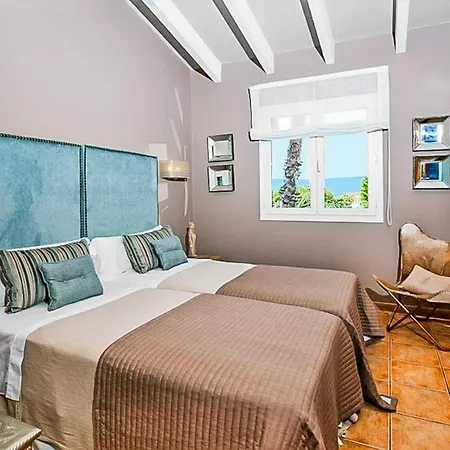Bini Cel Villa